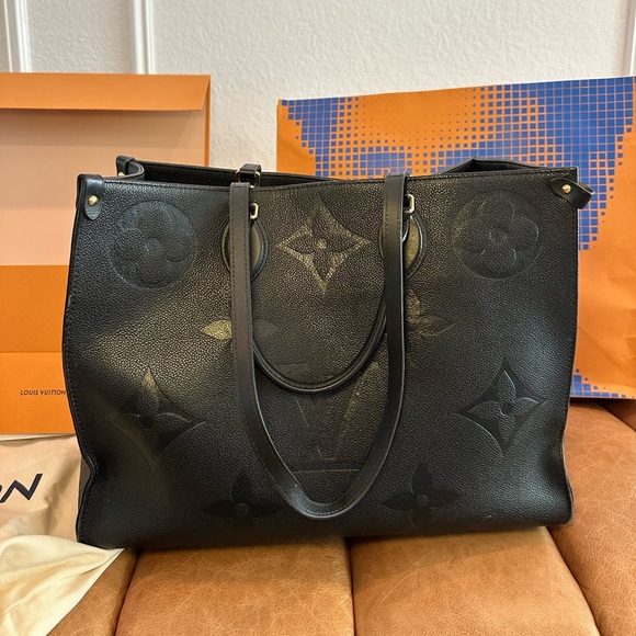 Louis Vuitton On the Go MM - Picture 4 of 9